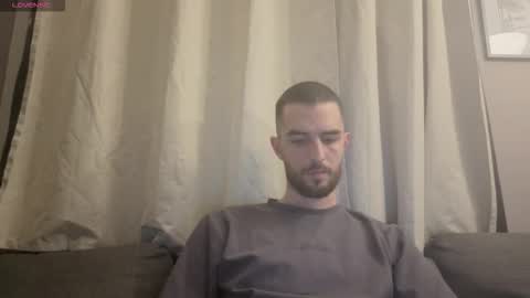 themmistokles online show from 12/03/25, 08:51