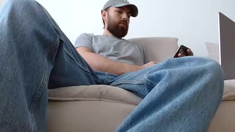 Snapshot of themonarchgoat chatting on 03/26/26, 09:26 TheMonarchGoat online show from 03/26/26, 09:26