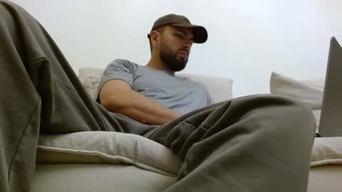 Snapshot of themonarchgoat chatting on 04/01/26, 01:50 TheMonarchGoat online show from 04/01/26, 01:50