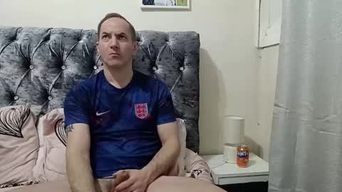 Snapshot of thenakedfootballer chatting on 03/10/25, 10:24 Paulo online show from 03/10/25, 10:24