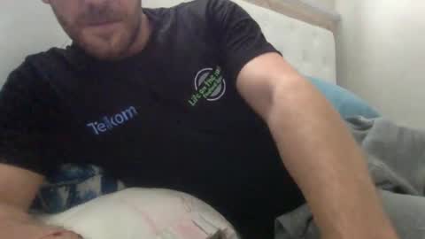 Snapshot of thenakedshaman chatting on 09/25/25, 06:50 TheNakedShaman online show from 09/25/25, 06:50