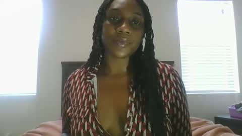 Snapshot of thenaturalgoddess chatting on 04/04/26, 10:29 TheNaturalGoddess online show from 04/04/26, 10:29