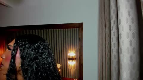 Snapshot of thenewclass chatting on 01/18/26, 07:45 Andriw and Maiol online show from 01/18/26, 07:45