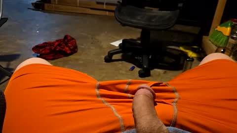 Snapshot of thenewone22901 chatting on 03/06/26, 04:31 thenewone22901 online show from 03/06/26, 04:31