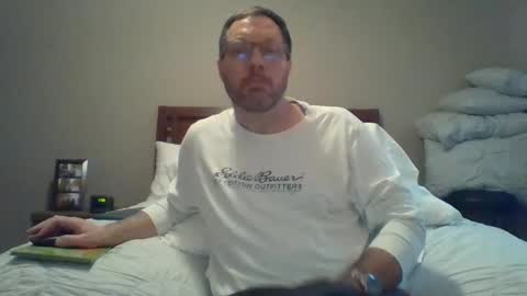 Snapshot of theo6974z chatting on 01/20/25, 04:55 theo6974z online show from 01/20/25, 04:55