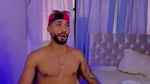 Snapshot of theo_sky1 chatting on 09/30/25, 09:09 Theo Sky online show from 09/30/25, 09:09