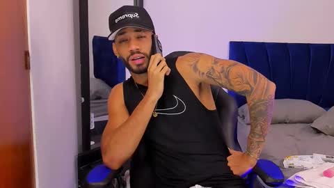 Snapshot of theo_sky1 chatting on 10/03/25, 09:12 Theo Sky online show from 10/03/25, 09:12