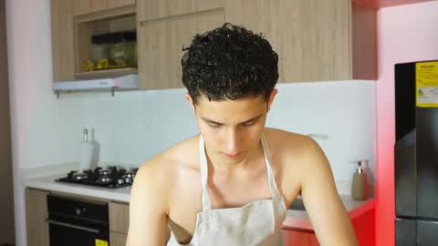 Snapshot of theohawke_ chatting on 02/14/25, 11:53 THEO- MATEO online show from 02/14/25, 11:53