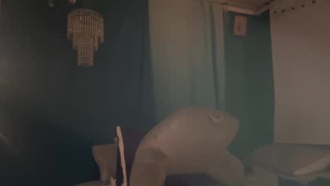 Snapshot of theonlyboi43ver chatting on 12/18/24, 09:58 theonlyboi43ver online show from 12/18/24, 09:58