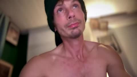 Snapshot of theonlyboi43ver chatting on 01/16/25, 09:37 theonlyboi43ver online show from 01/16/25, 09:37