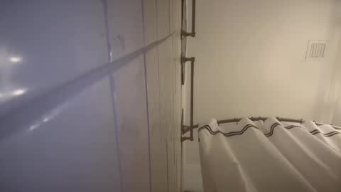 Snapshot of theonlyboi43ver chatting on 01/20/25, 06:10 theonlyboi43ver online show from 01/20/25, 06:10