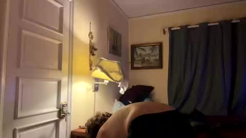 Snapshot of theonlyboi43ver chatting on 09/17/25, 02:35 theonlyboi43ver online show from 09/17/25, 02:35