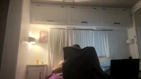 Snapshot of theonlyboi43ver chatting on 09/22/25, 03:08 theonlyboi43ver online show from 09/22/25, 03:08