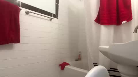 Snapshot of theonlyboi43ver chatting on 10/09/25, 09:57 theonlyboi43ver online show from 10/09/25, 09:57