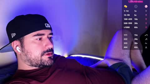 Snapshot of theoravi chatting on 12/15/24, 02:52 Theo Ravi online show from 12/15/24, 02:52