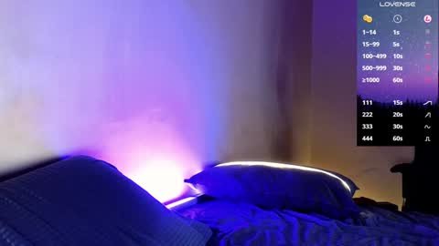 Snapshot of theoravi chatting on 12/29/24, 03:44 Theo Ravi online show from 12/29/24, 03:44