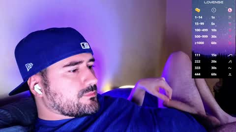 Snapshot of theoravi chatting on 01/10/25, 03:39 Theo Ravi online show from 01/10/25, 03:39