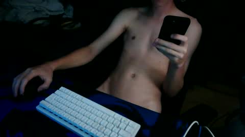 Snapshot of theothede19cm chatting on 07/06/26, 08:22 theothede19cm online show from 07/06/26, 08:22