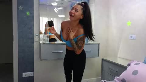 Theowonder online show from 11/26/25, 06:14