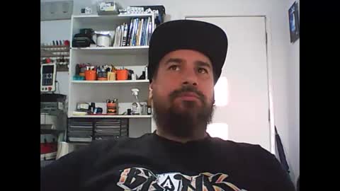 Snapshot of theozbeardguy chatting on 01/21/25, 01:08 aussiebeard online show from 01/21/25, 01:08