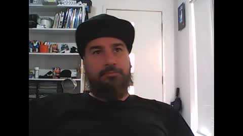 Snapshot of theozbeardguy chatting on 03/11/25, 11:37 aussiebeard online show from 03/11/25, 11:37