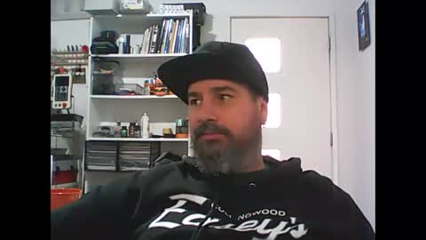 Snapshot of theozbeardguy chatting on 05/25/26, 01:33 aussiebeard online show from 05/25/26, 01:33