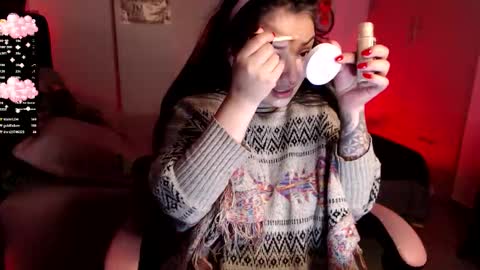 Snapshot of theprojectsara1 chatting on 01/13/26, 01:49 Sara online show from 01/13/26, 01:49