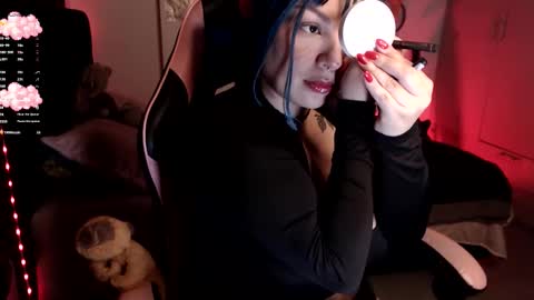 Snapshot of theprojectsara1 chatting on 01/15/26, 10:46 Sara online show from 01/15/26, 10:46