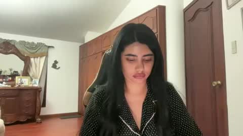 therealcamilabaddie online show from 01/12/25, 03:28