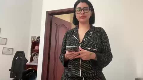 therealcamilabaddie online show from 01/12/25, 08:25