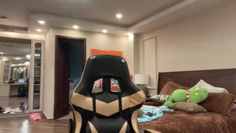 therealcamilabaddie online show from 10/12/25, 07:35