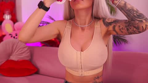 Deea  online show from 03/06/25, 08:41