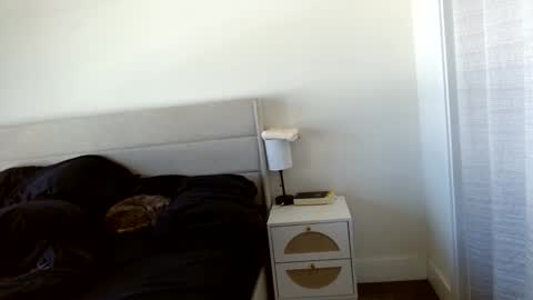 Yoshi online show from 11/19/25, 06:19