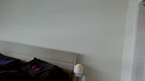Snapshot of therealkingyoshi chatting on 04/02/26, 06:38 Yoshi online show from 04/02/26, 06:38