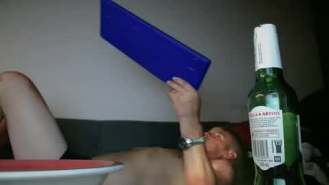 Snapshot of therealkurva4u chatting on 01/04/25, 06:19 therealkurva4u online show from 01/04/25, 06:19