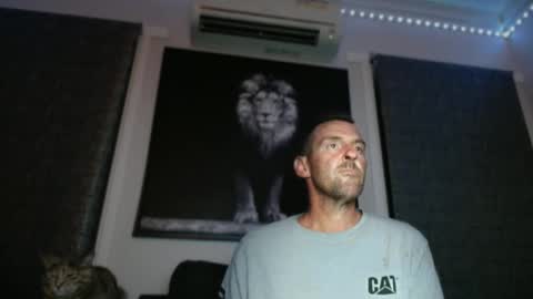 Snapshot of therealkurva4u chatting on 01/18/25, 05:15 therealkurva4u online show from 01/18/25, 05:15