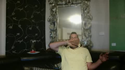 Snapshot of therealkurva4u chatting on 02/17/25, 12:38 therealkurva4u online show from 02/17/25, 12:38