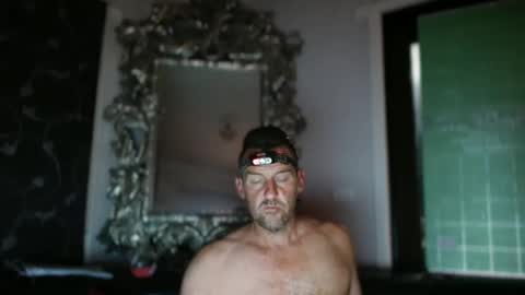 Snapshot of therealkurva4u chatting on 03/05/25, 06:34 therealkurva4u online show from 03/05/25, 06:34