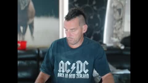 Snapshot of therealkurva4u chatting on 03/12/25, 11:22 therealkurva4u online show from 03/12/25, 11:22