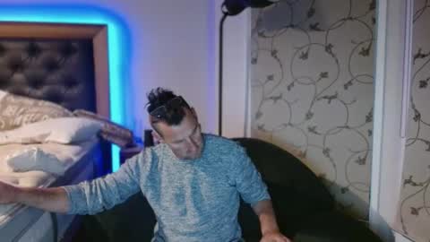 Snapshot of therealkurva4u chatting on 10/23/25, 12:15 therealkurva4u online show from 10/23/25, 12:15