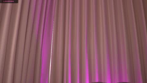    online show from 11/14/25, 12:37