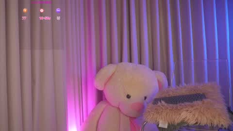 Snapshot of therealpeach_ chatting on 03/15/26, 11:00 online show from 03/15/26, 11:00