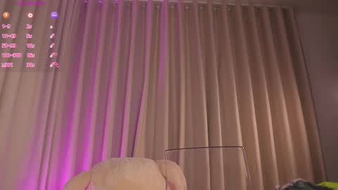 Snapshot of therealpeach_ chatting on 03/26/26, 10:21 online show from 03/26/26, 10:21