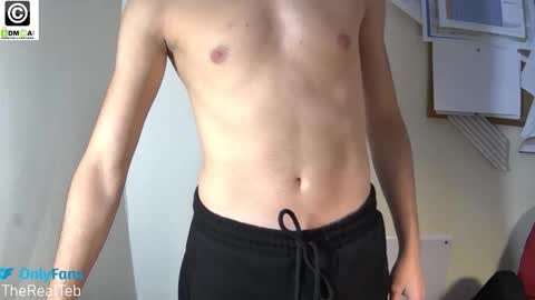 Snapshot of therealteb chatting on 10/08/25, 08:01 TheRealTeb online show from 10/08/25, 08:01