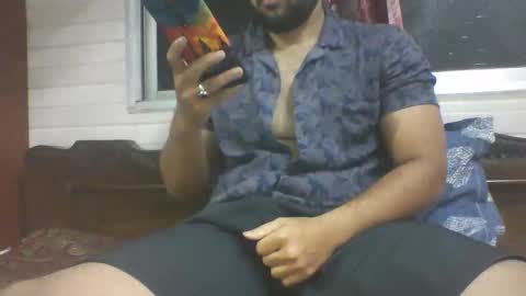 Snapshot of therichguy30 chatting on 11/05/25, 06:52 TheRichGuy online show from 11/05/25, 06:52