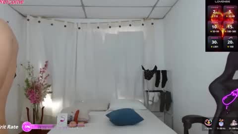 Snapshot of therockalejandro chatting on 11/17/25, 01:39 therockalejandro online show from 11/17/25, 01:39