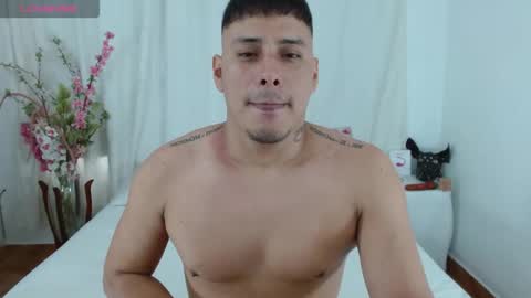 Snapshot of therockalejandro chatting on 05/30/26, 05:32 therockalejandro online show from 05/30/26, 05:32
