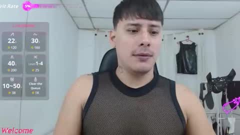 Snapshot of therokalejandro chatting on 09/23/25, 11:13 ALEJANDRO online show from 09/23/25, 11:13