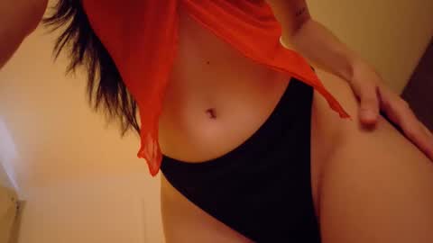 Snapshot of therose_mar chatting on 03/10/26, 10:15 Mar online show from 03/10/26, 10:15