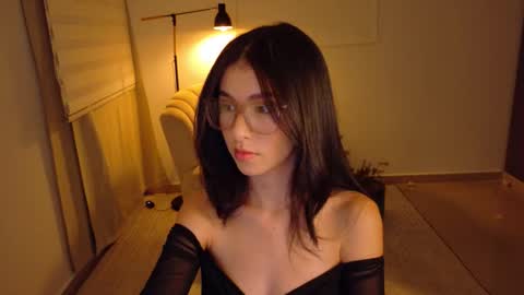 Snapshot of therose_mar chatting on 03/29/26, 09:04 Mar online show from 03/29/26, 09:04